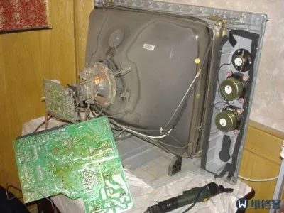 海尔32寸液晶电视卡顿怎么解决(图1)