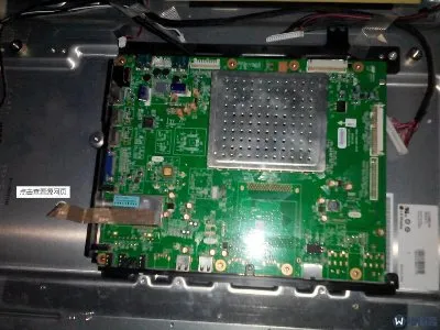 飞利浦电视显示无信号怎么调回正常(图1)