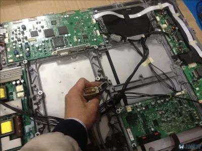 有线电视遥控器失灵怎么办(图1)