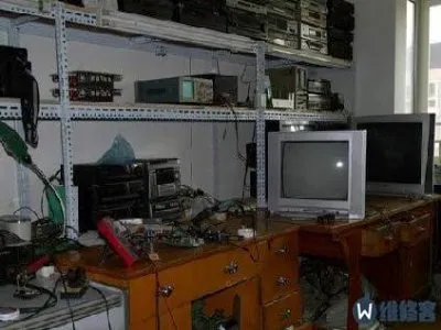 长虹4699液晶电视自动关机(图1)