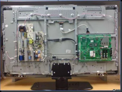 小米电视连接主机有黑边(图1)