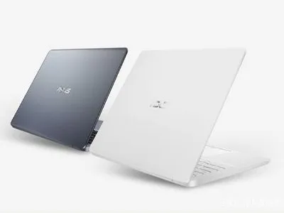 联想v480笔记本屏幕出现竖线(图1)