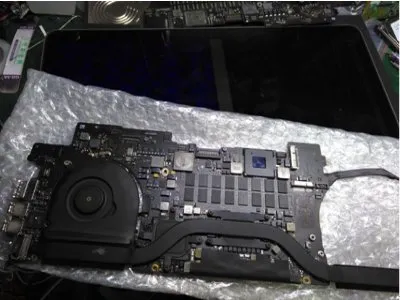 笔记本电脑镜面屏如何防止反光(图1)