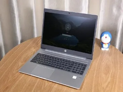 笔记本电脑一直自动往下翻(图1)