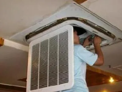 热水器把墙壁熏黑怎么回事