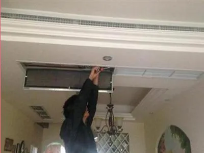 电视投屏老出现屏保怎么办