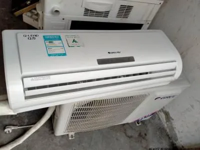 电视机指示灯怎么闪烁的