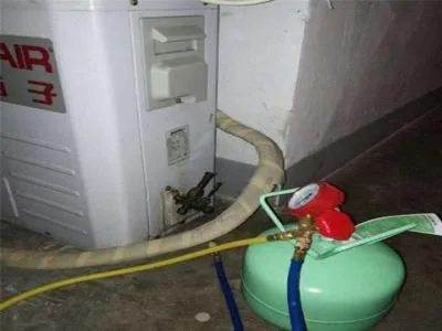 新飞燃气热水器风压开关故障