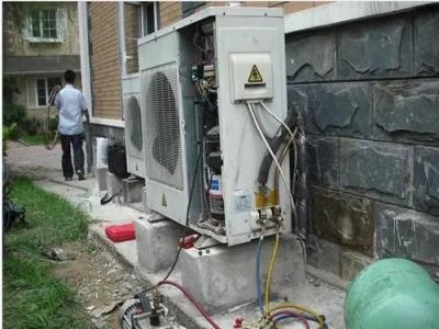 电视机屏幕角上有花怎么回事