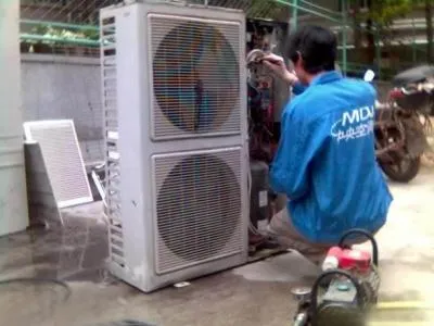 热水器烧水时每次都自动排水吗