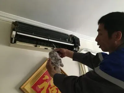 三星电视插上电源开不了机怎么办