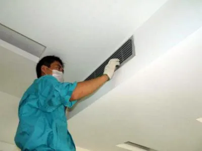 热水器热水不足灯一直闪怎么回事