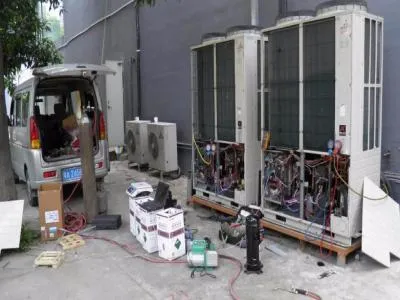 笔记本电脑花屏卡死是什么原因