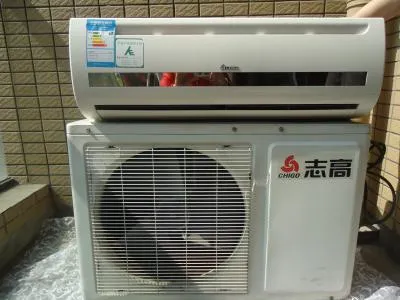 笔记本扩展2个显示器突然不好使了