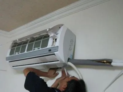 怎样用u盘给电视蓝牙升级