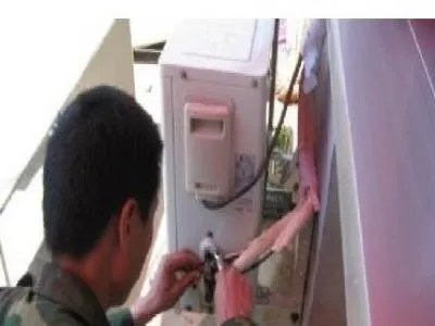 中央空调线控器磁环怎么安装