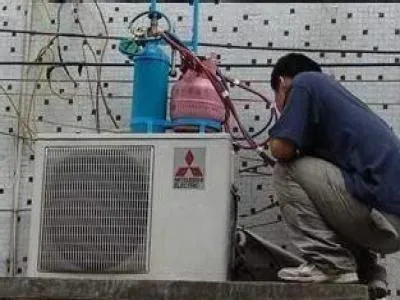 热水器突然冷水方向变成热水怎么回事