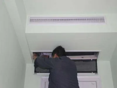 冬季开空调外机滴水如何解决