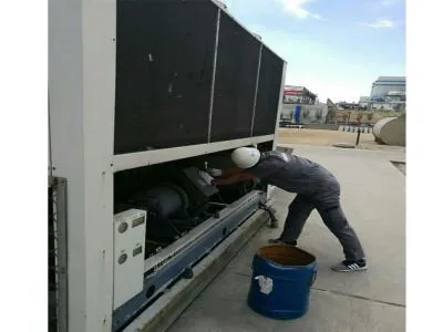 全自动滚筒洗衣机洗衣服的时候排水口排水是哪里出问题了